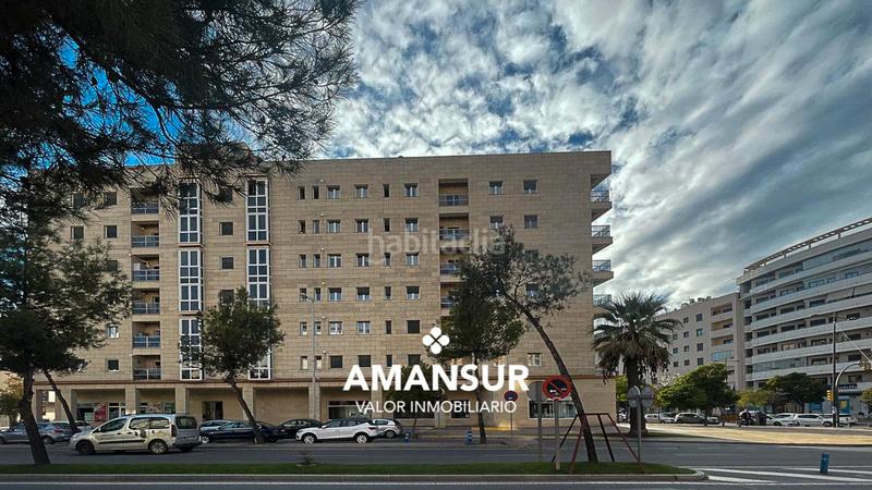 Foto 9162cc73-e5b1-46c3-bbe7-874c498b3610. Location local commercial dans Pescadería Huelva