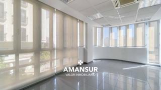 Rent Office space in Centro. Excelente oficina en alquiler