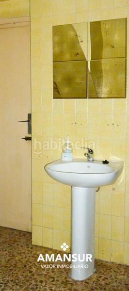 Foto 6c28f7dd-d24c-4b18-870f-d7521e2c01dc. Local comercial a Centro Huelva