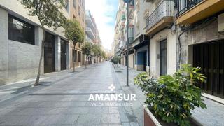 Location Local commercial à Centro. Alquiler de local comercial en huelva centro