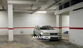 Aparcament cotxe a Las Colonias. Se vende plaza de garaje con elevador eléctrico