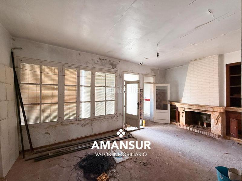 Foto 1b51f5ca-aebc-4865-a436-d1c50410501f. Casa a schiera con camino in Cartaya