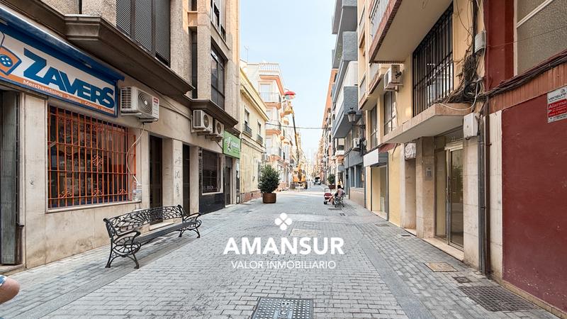 Foto a0c2d623-3f45-437a-9771-02c29a9fa07b. Local comercial a Centro Huelva