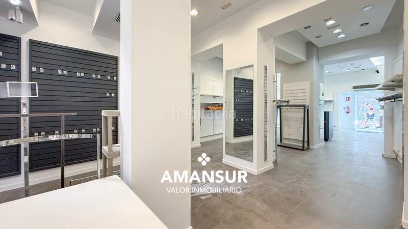 Foto 123cb123-e899-4c70-aa73-dbbd26ed8e2f. Alquiler local comercial en calle las bocas 17 oportunidad de local comercial en calle las bocas en Huelva