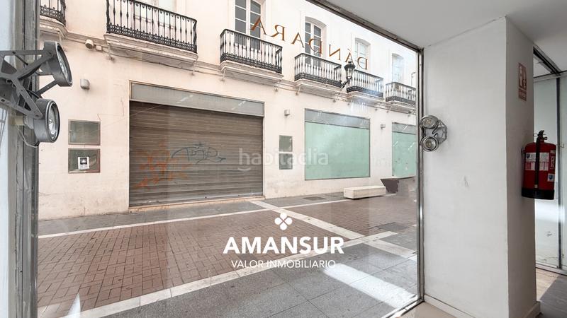 Foto c36a6860-8d9f-46e7-84e6-56f19a73c33f. Alquiler local comercial en calle las bocas 17 oportunidad de local comercial en calle las bocas en Huelva