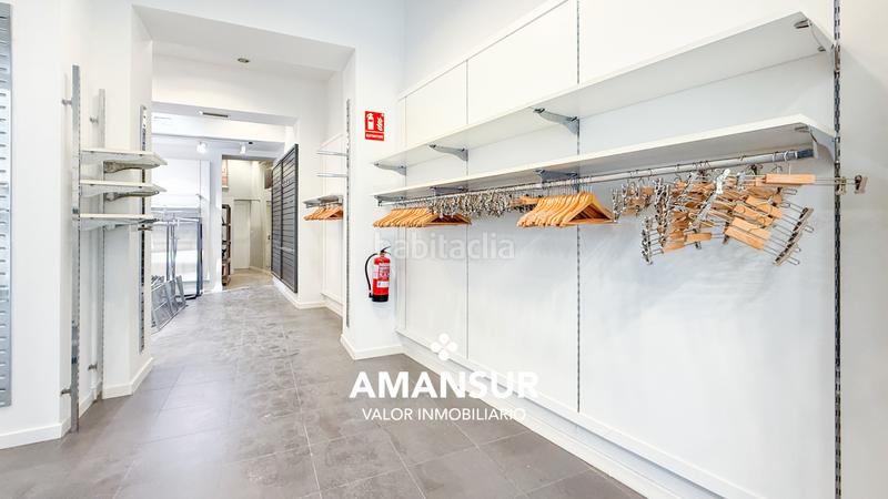 Foto 11115c89-787b-4e65-be7e-e70ad1684c12. Location local commercial dans calle las bocas 17 dans Huelva