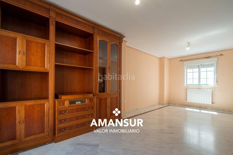 Foto 14c74f1f-2d3d-4976-ade3-e4f7b8c666fc. Casa a schiera con riscaldamento parcheggio in El Conquero Huelva