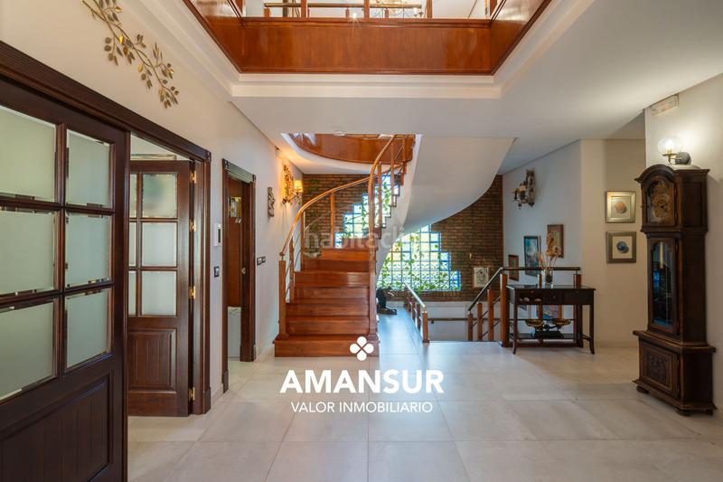 Foto 24f27845-0fbb-4d40-8068-2a92f38391b3. Chalet con camino riscaldamento parcheggio piscina in Aljaraque