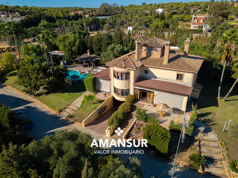 Foto 4867577d-a4de-4680-a111-02fc4fcb308c. Chalet con camino riscaldamento parcheggio piscina in Aljaraque