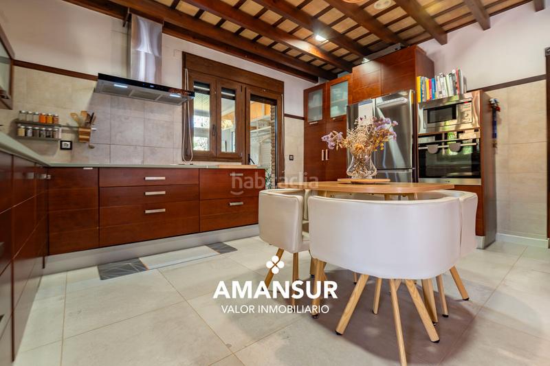 Foto 7eea44ab-d39e-49d7-a91d-d3c9e2f75fb0. Chalet con camino riscaldamento parcheggio piscina in Aljaraque