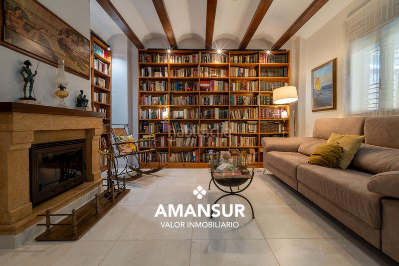 Foto ba0e2ca4-29e0-466d-b7ec-57da096bc0d0. Chalet con camino riscaldamento parcheggio piscina in Aljaraque