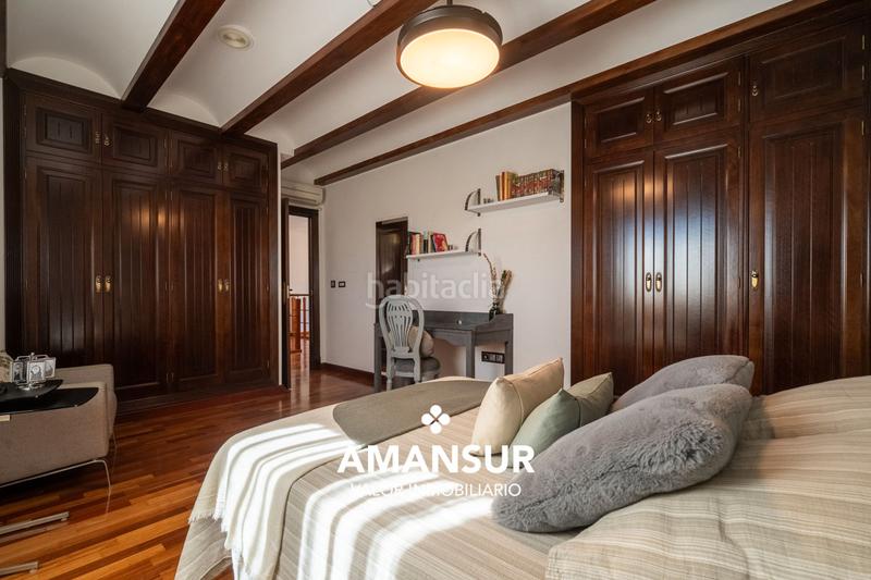 Foto f06ddc85-1339-4c50-895a-b58e0de3c22d. Chalet con camino riscaldamento parcheggio piscina in Aljaraque