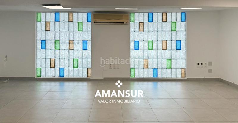 Foto d5a81bb2-41f4-4997-b457-8e4dbb55296d. Location local commercial dans Reina Victoria - Matadero Huelva