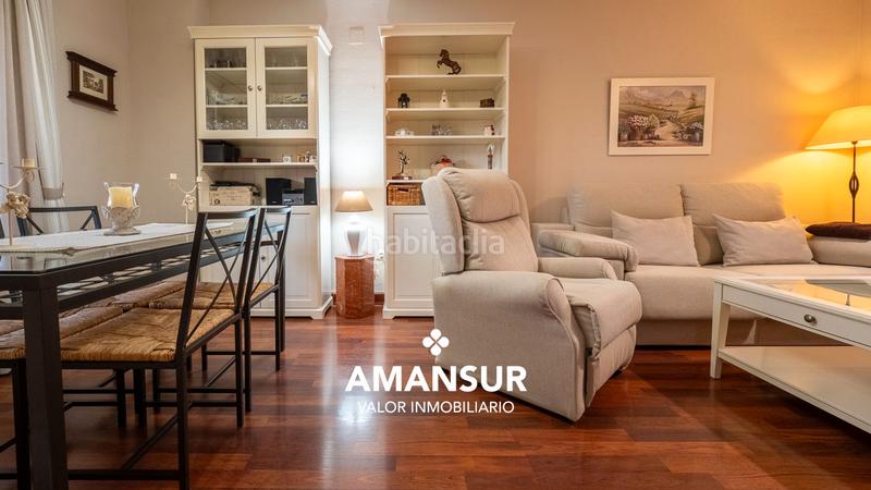 Foto 064f8c10-fbf5-4e7f-a9ac-8a1b40d00ea5. Casa adossada amb xemeneia calefacció aparcament a Aljaraque