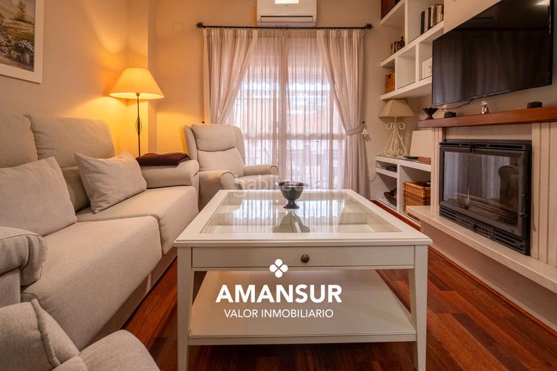 Foto 411a3fcc-0bdc-4844-b012-ff173b76ad64. Casa adossada amb xemeneia calefacció aparcament a Aljaraque