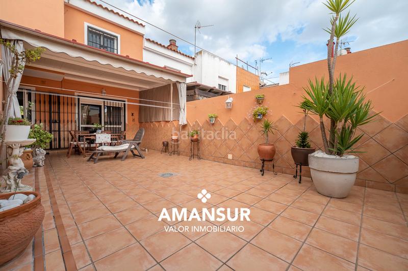 Foto c8309d8a-1abe-4b91-8f6c-1192b368f950. Casa adossada amb xemeneia calefacció aparcament a Aljaraque