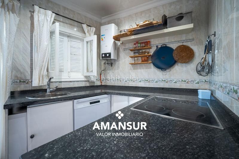 Foto 0d82db6f-2aaa-4386-8a2f-75a2b6a60799. Chalet with fireplace in Punta Umbría