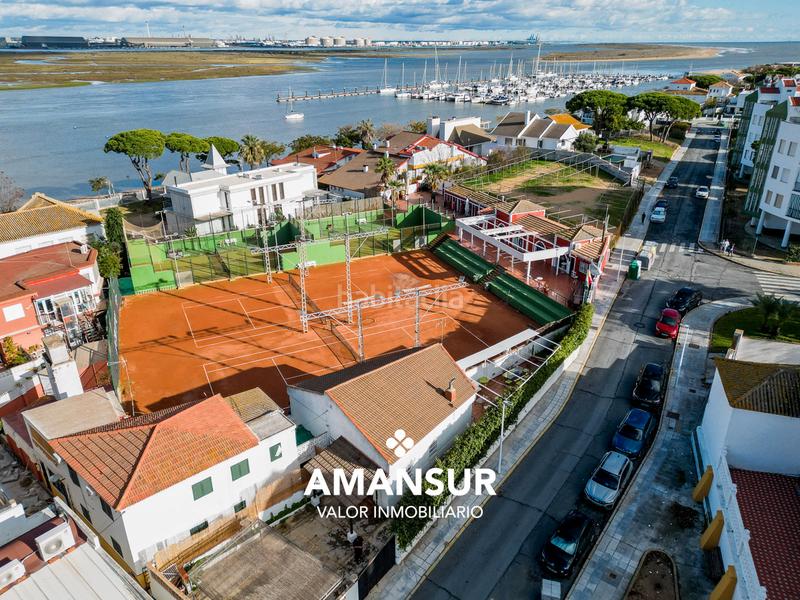 Foto 34d31e0c-a6df-432e-b68c-f9899938da28. Chalet with fireplace in Punta Umbría