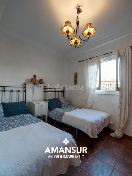 Foto 4949a371-d89d-4c84-b2e1-1a4c2474df7d. Chalet with fireplace in Punta Umbría