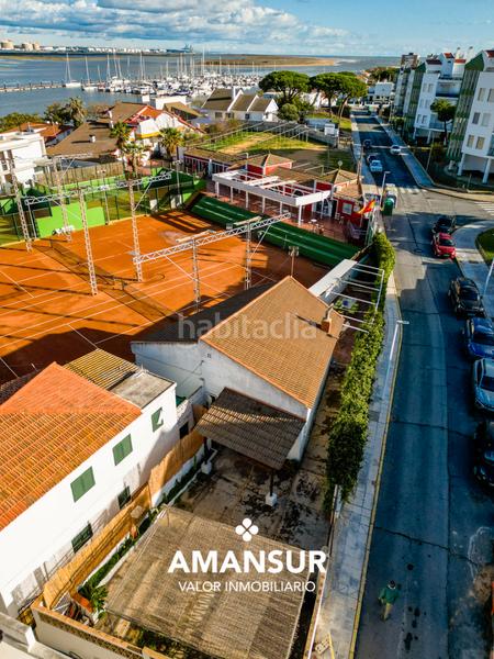 Foto b756d9be-3779-4174-b384-d5b80172e85b. Chalet with fireplace in Punta Umbría