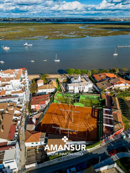 Foto b97db0da-00b4-4381-bce2-06f56fa87367. Chalet with fireplace in Punta Umbría