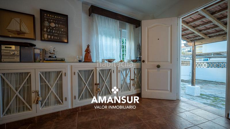 Foto cc6ba9d6-ef79-4ec8-8504-99c23c5ea286. Chalet with fireplace in Punta Umbría