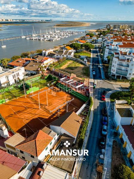 Foto dd012dc2-821a-40b2-b57f-7adb9c5b70b7. Chalet with fireplace in Punta Umbría