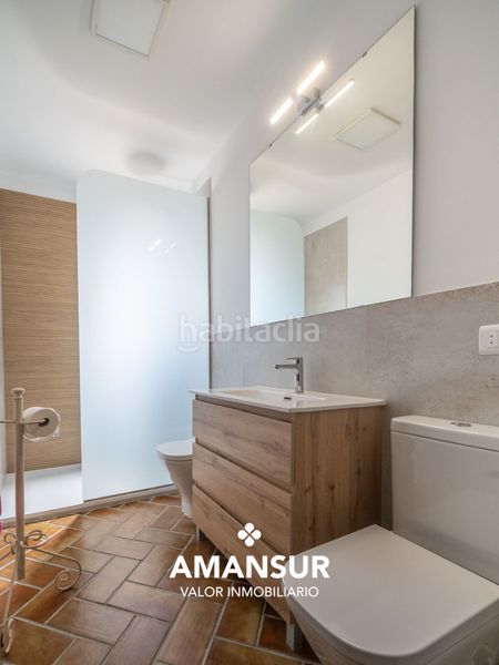 Foto e3a7ca8b-5e7f-4a25-82c6-7af7d16c366b. Àtic amb xemeneia a Punta Umbría