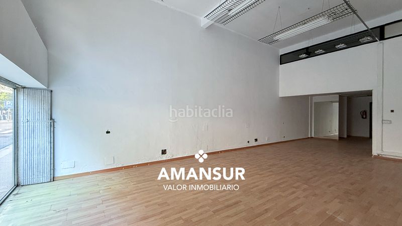 Foto d4ecadd3-c342-4c10-9b75-bddebb525ff3. Local comercial a Centro Huelva