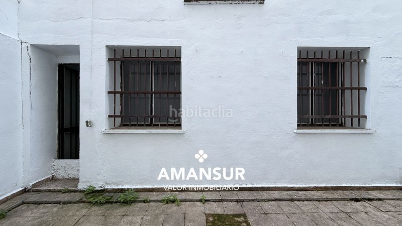 Foto f943f650-8fa7-4ea1-89ce-f6d9398ecb23. Local comercial a Centro Huelva