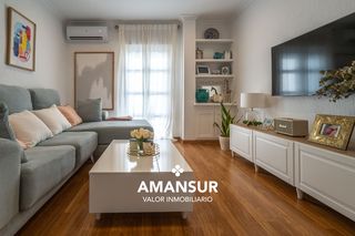 Etagenwohnung  Calle arroyomolinos de león. Piso reformado de 3 dormitorios en isla chica, huelva