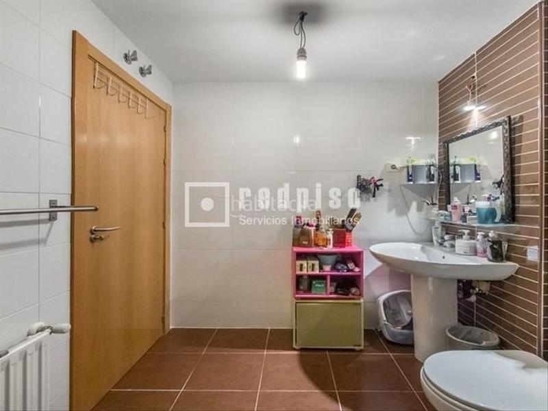 Foto 9f4bbd77-66e9-411f-95f7-4fd1c3fdcaf6. Flat with heating parking in Prado de Santo Domingo Alcorcón