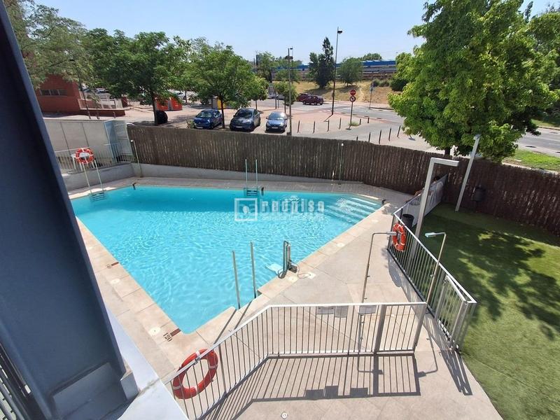 Foto 6b51cf2d-0ca4-460d-8cf0-906cf4e305d1. Pis amb calefacció aparcament piscina a Parque Oeste-Fuente Cisneros Alcorcón