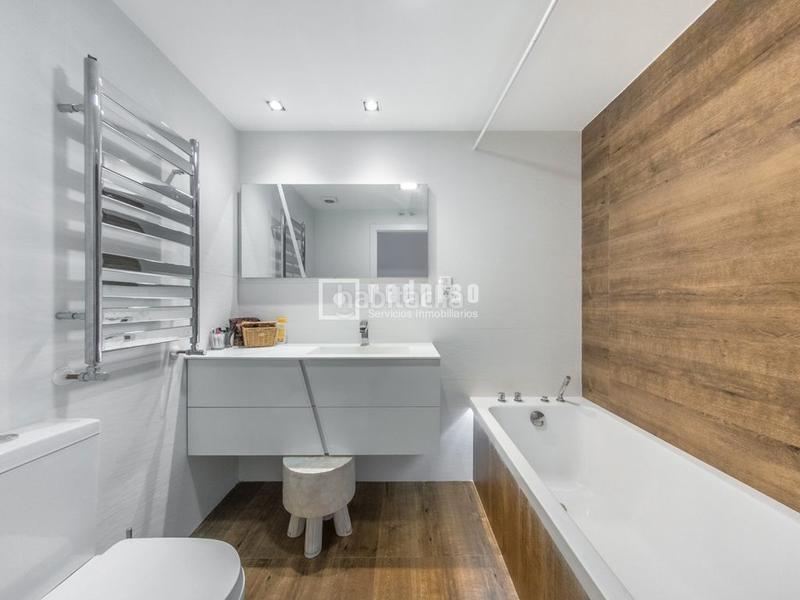 Foto f2749cc9-adf0-43d8-ad93-09c0fb4214ec. Piso redpiso ensanche sur vende vivienda de protección pública básica vppb !! en Alcorcón
