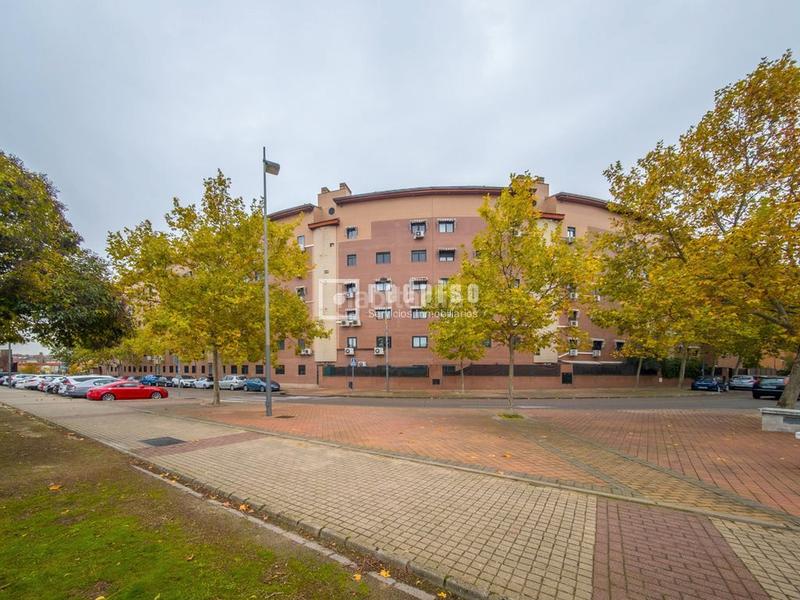 Foto 95bcd6d7-ea08-4d0c-84d3-f1198b4d5015. Pis amb calefacció aparcament piscina a Parque Oeste-Fuente Cisneros Alcorcón