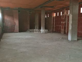 Rent Business premise in Prado de Santo Domingo. Local comercial en ensanche sur  oportunidad de inversión!