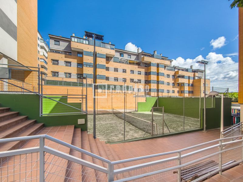 Foto d5401b89-112b-45a5-b2f0-e34cbf280f7e. Dúplex amb calefacció aparcament piscina a Parque Oeste-Fuente Cisneros Alcorcón