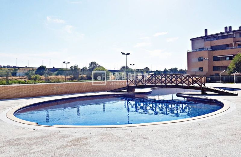 Foto 075ee51f-13aa-4f63-9960-24e9f0231e2e. Pis amb calefacció aparcament piscina a Parque Oeste-Fuente Cisneros Alcorcón