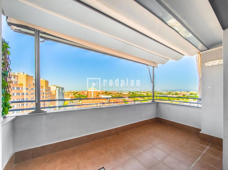Foto b0c8464d-29a0-4325-8dbe-fe3bc0d64e9f. Flat with heating parking pool in Parque Oeste-Fuente Cisneros Alcorcón