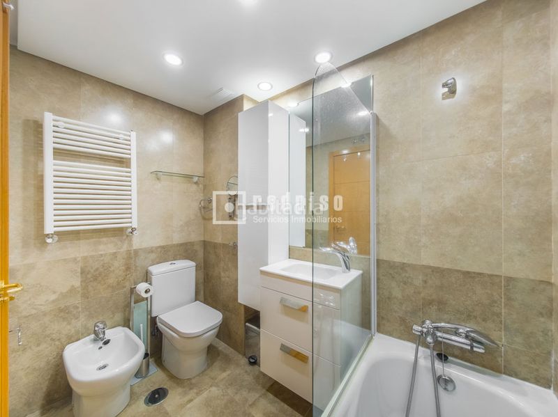 Foto c0335383-4ad9-44ff-b54b-c18b51e08270. Flat with heating parking pool in Parque Oeste-Fuente Cisneros Alcorcón