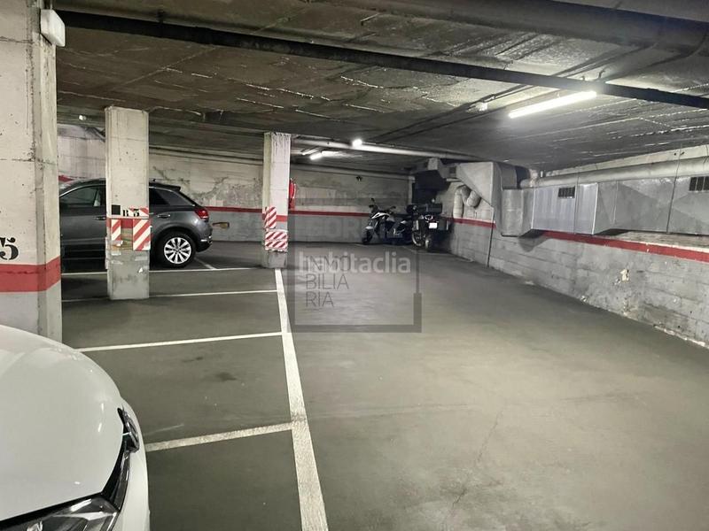 Foto 4cad63c1-d013-434e-9598-24be5b6dca19. Posto auto in Centre Mataró