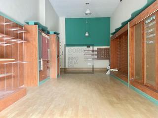 Business premise  Carrer d'enric prat de la riba