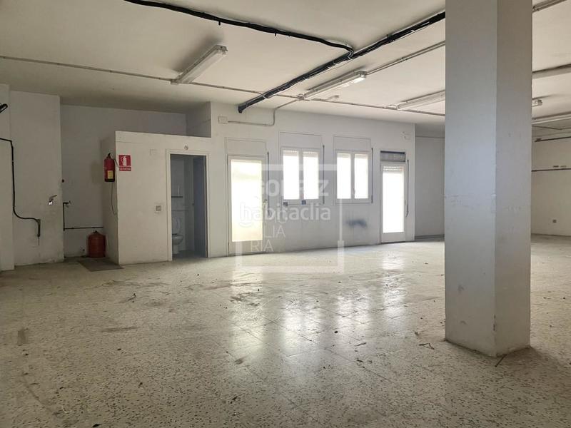 Foto 0b1999b8-d3d9-49d9-9c23-919159d08fe5. Local comercial en Centre Mataró