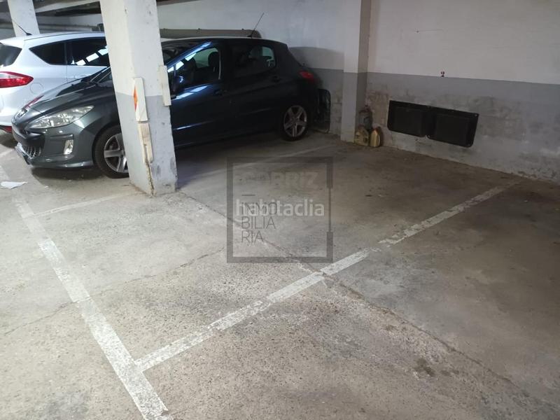Foto 98a9637f-7772-4270-a881-878d3ef751ed. Flat with heating parking in Can Boada Terrassa