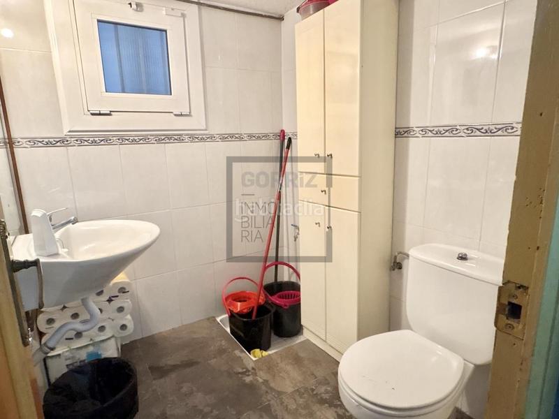 Foto 36cc78d6-2a44-429d-9cd1-6f9c0a745832. Local commercial dans Cerdanyola Sud Mataró