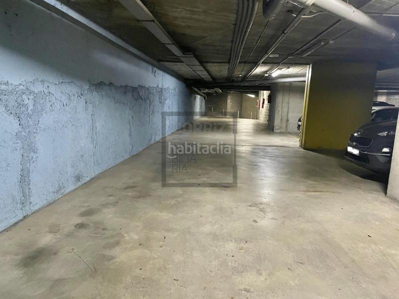 Foto b0971d91-2340-4533-a45e-a31f45579a93. Posto auto in Via Europa - Parc Central Mataró