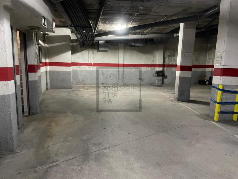 Foto cf4d6306-7546-47e3-a74d-f8775884903d. Parking coche en El Palau - Escorxador Mataró
