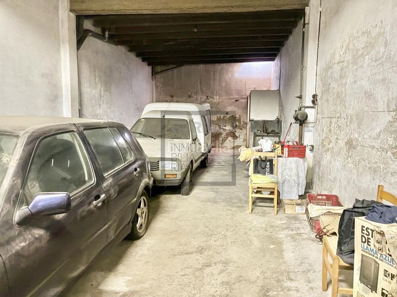 Foto fcd3bf3c-e806-4c20-b037-653c0a57e10a. Casa con parcheggio in Centre Mataró