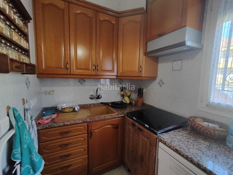 Foto 1ad7d7d6-7572-4c64-b2ee-a05517b447cc. Casa adosada adosado de 4 alturas a pasos del mar en morro de gos 170.000! en Oropesa del Mar