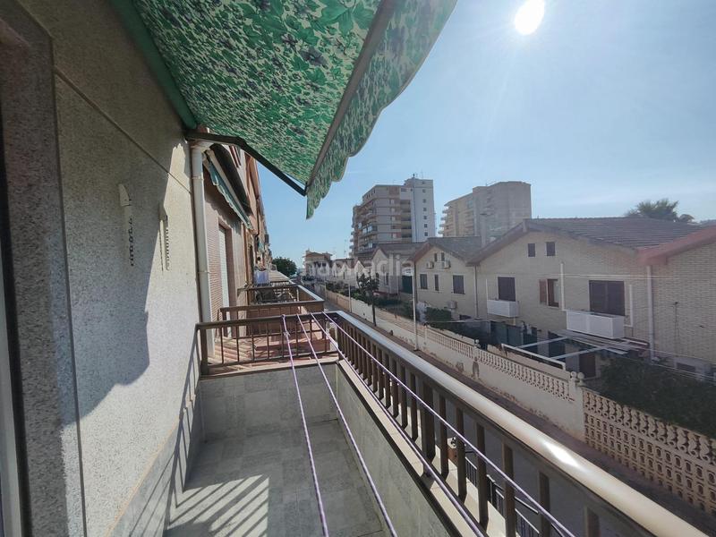 Foto 723cdcff-0c8a-4850-a3a1-c300dd632826. Casa adosada adosado de 4 alturas a pasos del mar en morro de gos 170.000! en Oropesa del Mar